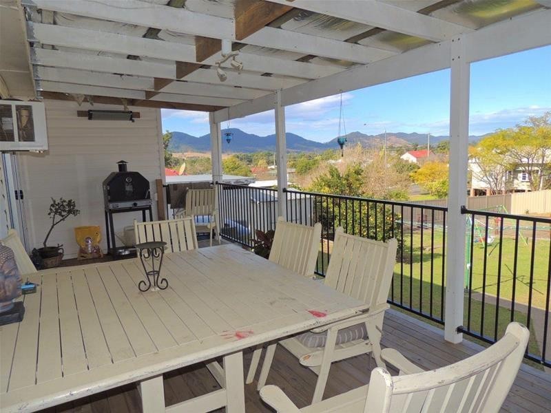 17 Gregson Street, Gloucester NSW 2422