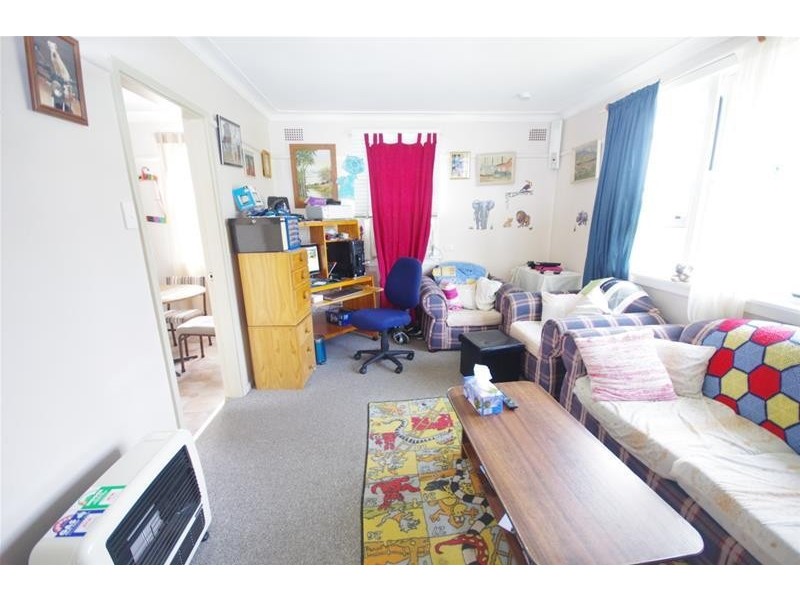 16 Darling Avenue, Cowra NSW 2794