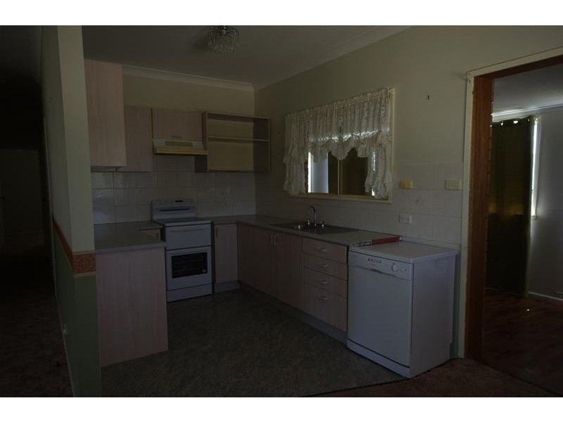 5 Fitzroy Avenue, Cowra NSW 2794