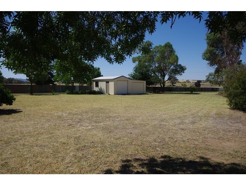 5 Fitzroy Avenue, Cowra NSW 2794