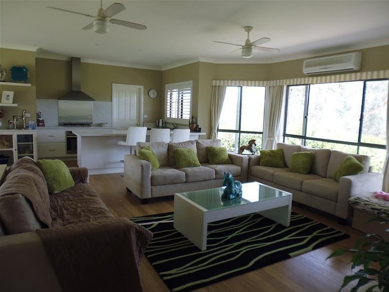 32 Peter Whitty Road, Cowra NSW 2794