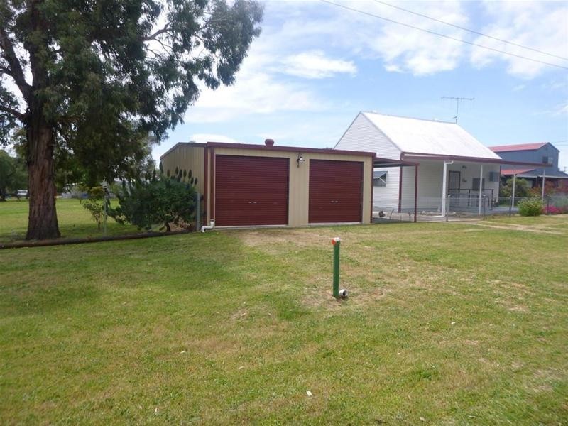 10-12 Robinson Street, Woodstock NSW 2793