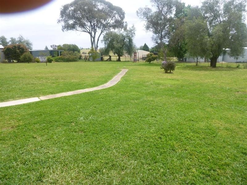 10-12 Robinson Street, Woodstock NSW 2793