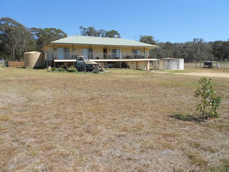 196 Conimbla Road, Cowra NSW 2794