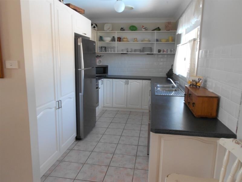 196 Conimbla Road, Cowra NSW 2794