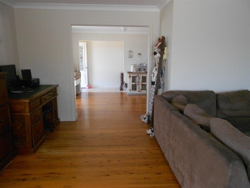 196 Conimbla Road, Cowra NSW 2794