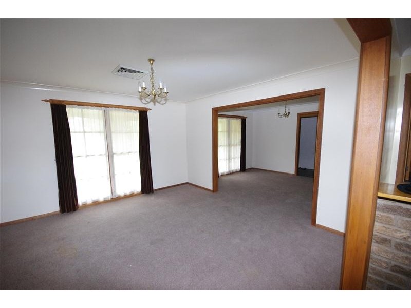 47 Evans Street, Cowra NSW 2794