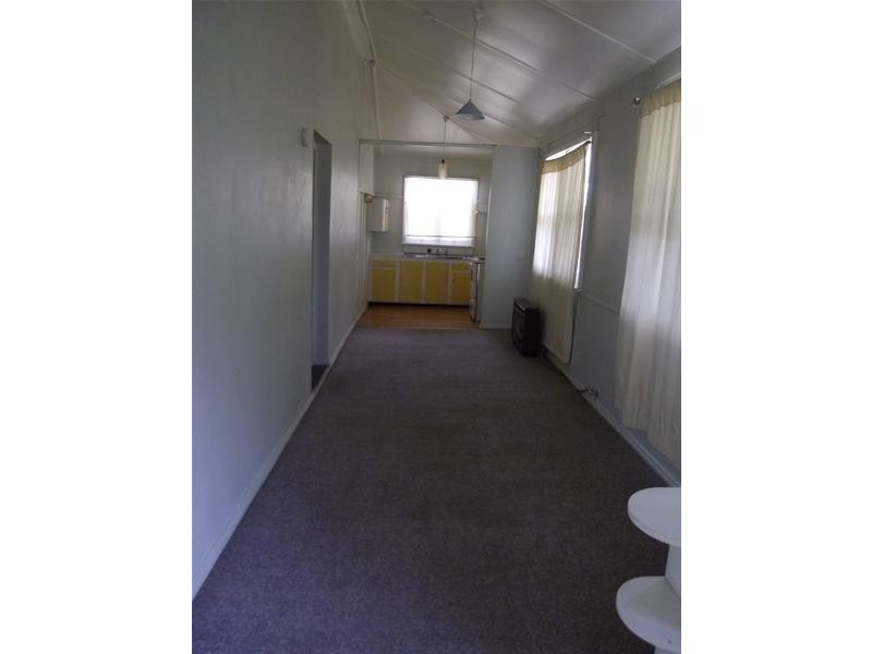 6A Lachlan Street, Cowra NSW 2794