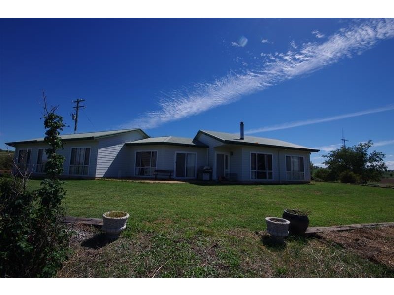 3 Binni Creek Road, Cowra NSW 2794