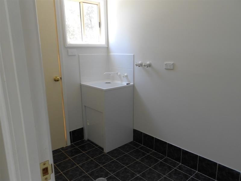 1 Parkes Street, Woodstock NSW 2793