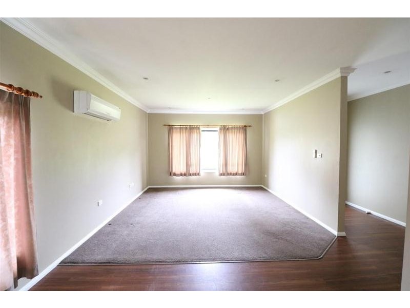 4 Newcombe Street, Cowra NSW 2794