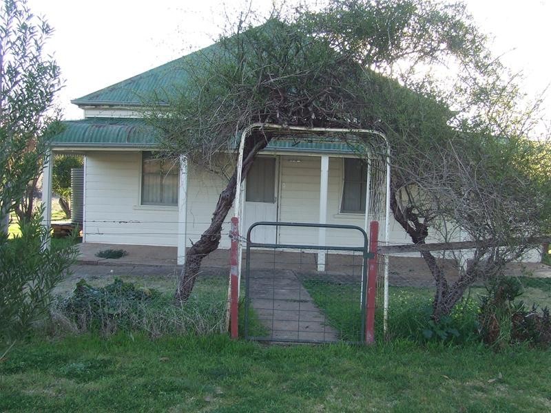 Pine Mount Road, Woodstock NSW 2793