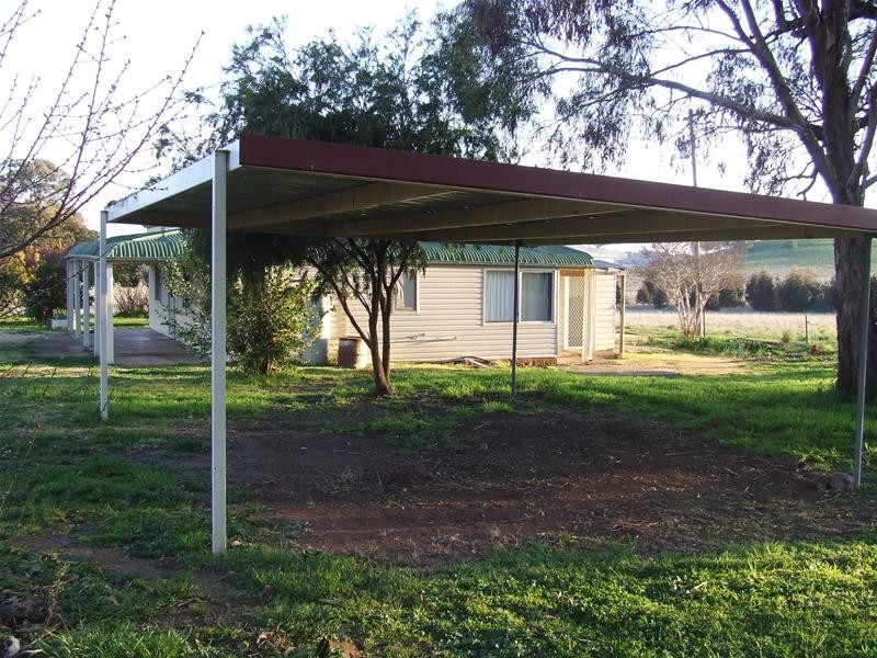 Pine Mount Road, Woodstock NSW 2793