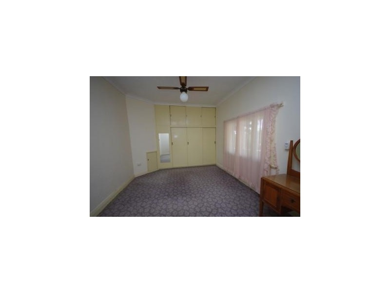 35 Liverpool Street, Cowra NSW 2794