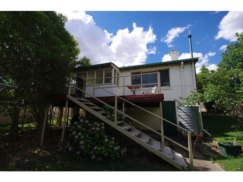 35 Liverpool Street, Cowra NSW 2794