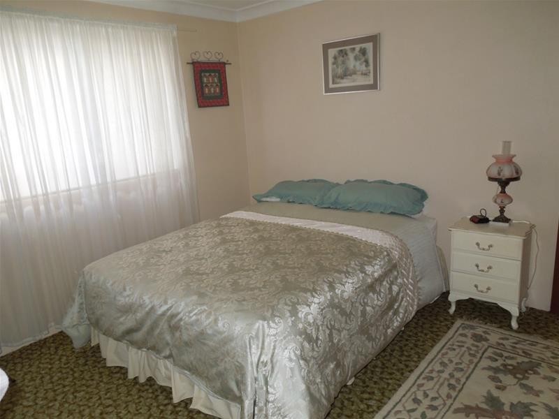 16 Comerford Street, Cowra NSW 2794