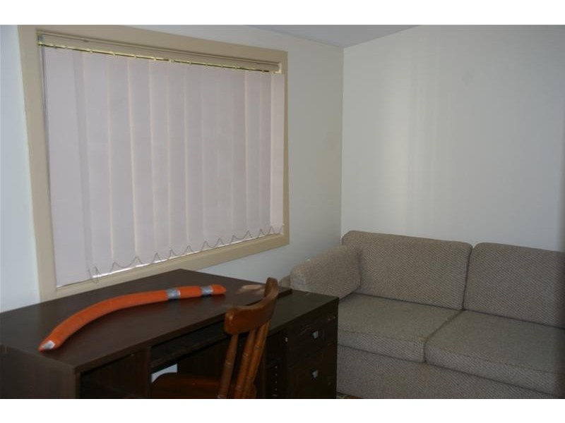 9 Purcell Drive, Woodstock NSW 2538