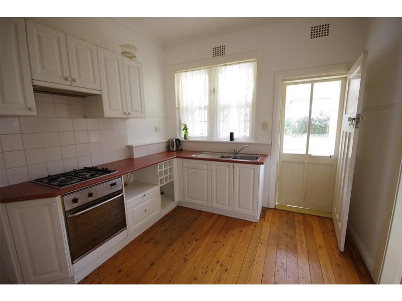 36 Keswick Street, Cowra NSW 2794