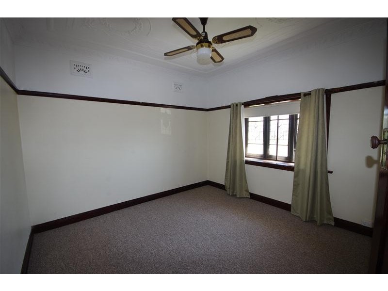 7 Smith Street, Cowra NSW 2794