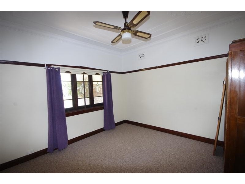 7 Smith Street, Cowra NSW 2794