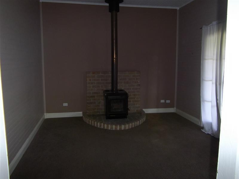 8 Coota Street, Cowra NSW 2794