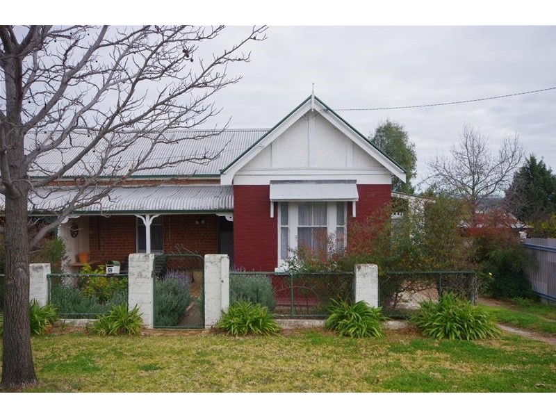 22 Smith Street, Cowra NSW 2794