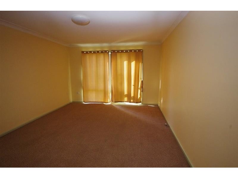 3 Coolabah Crescent, Cowra NSW 2794