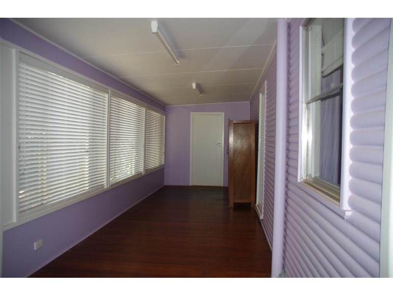 48 Lee Street, Cowra NSW 2794