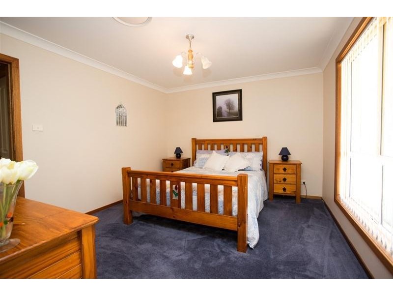 17 River Park Road, Cowra NSW 2794