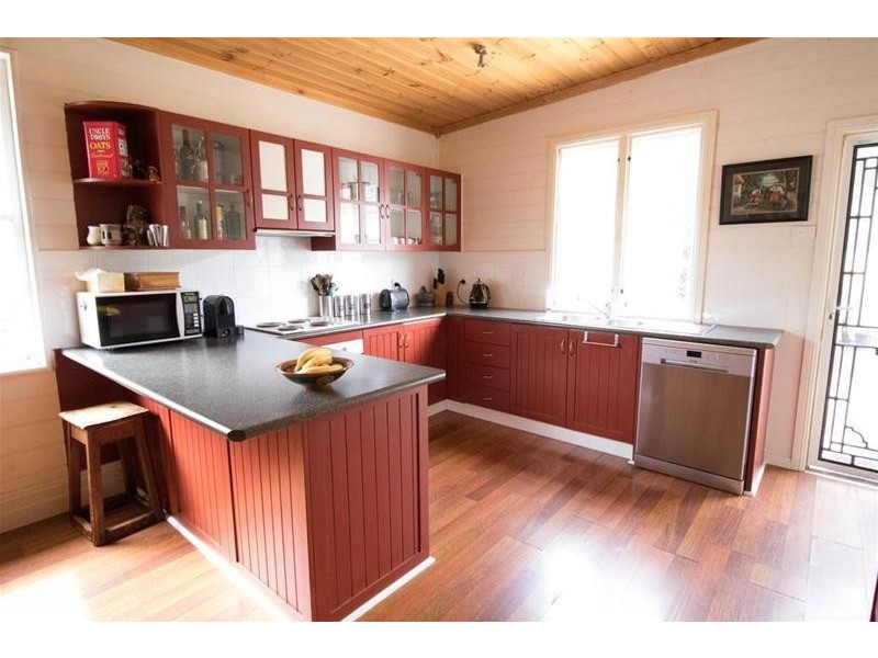 1 Poignand Avenue, Cowra NSW 2794