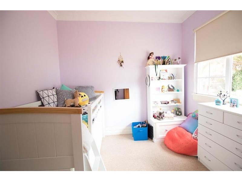 1 Poignand Avenue, Cowra NSW 2794