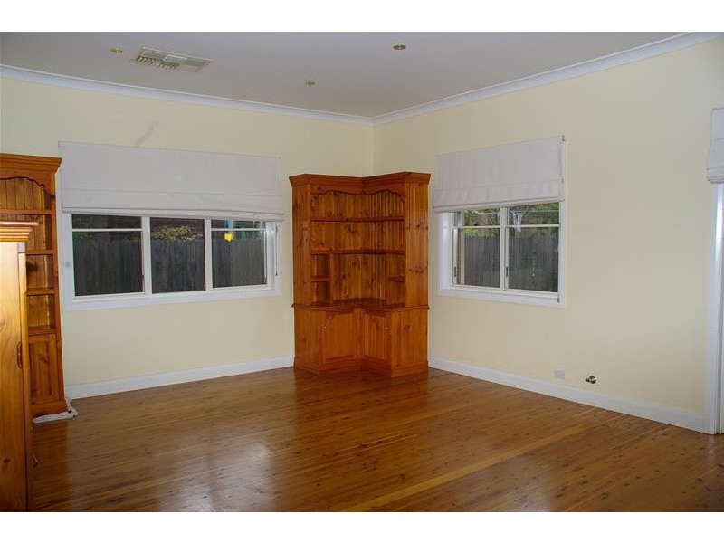 145 Fitzroy Street, Cowra NSW 2794