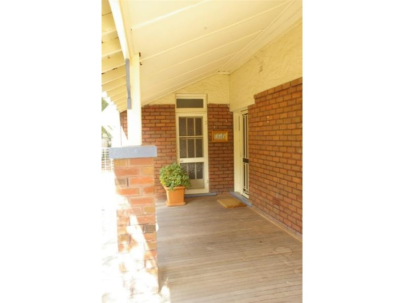 145 Fitzroy Street, Cowra NSW 2794