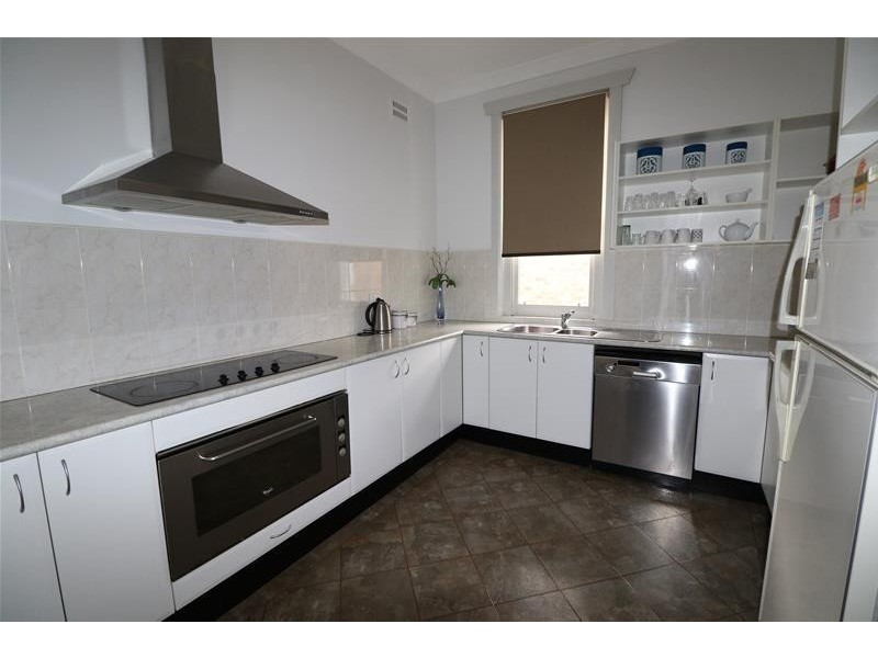 14 Vaux Lane, Cowra NSW 2794