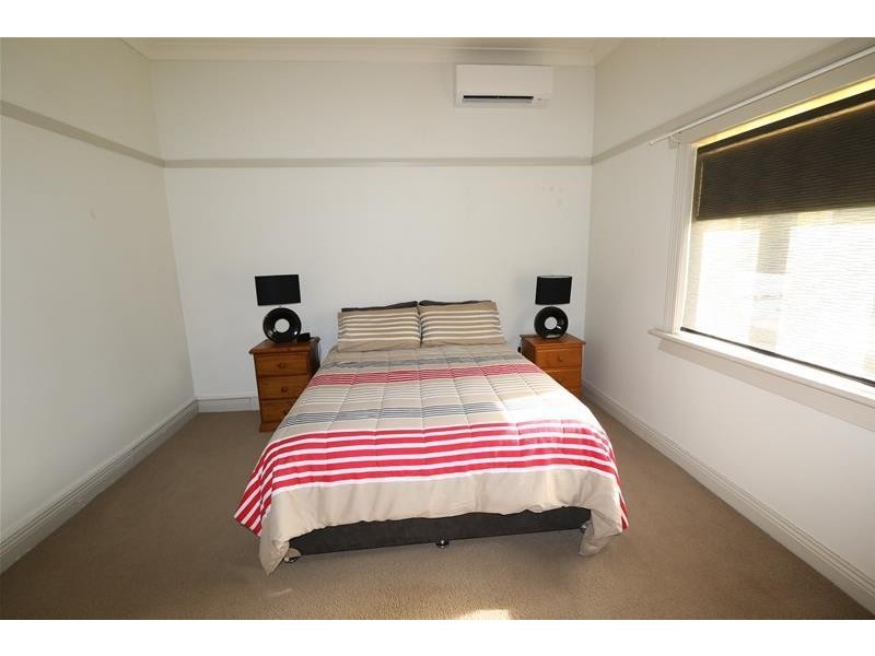 14 Vaux Lane, Cowra NSW 2794