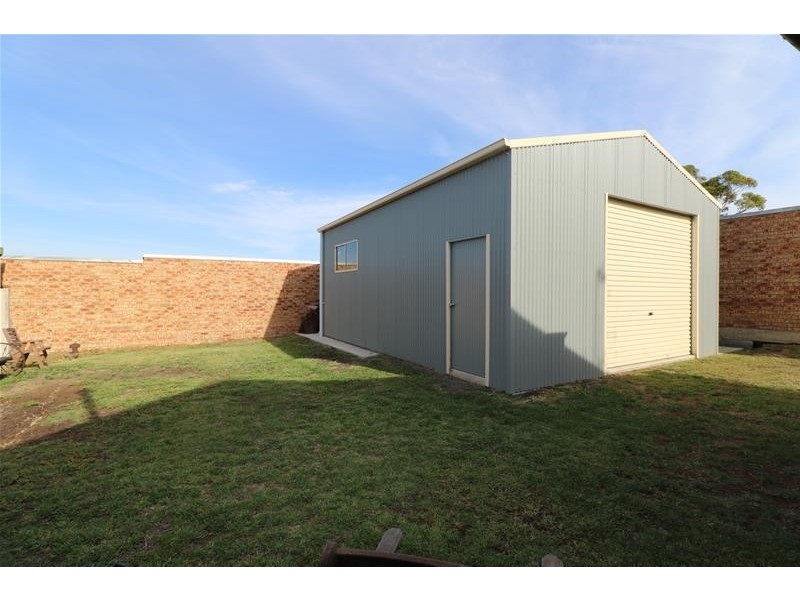 14 Vaux Lane, Cowra NSW 2794