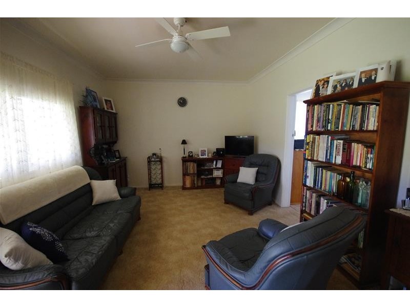 23 Bourke Street, Cowra NSW 2794