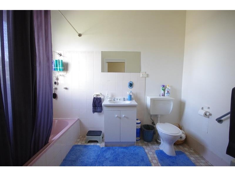 23 Bourke Street, Cowra NSW 2794