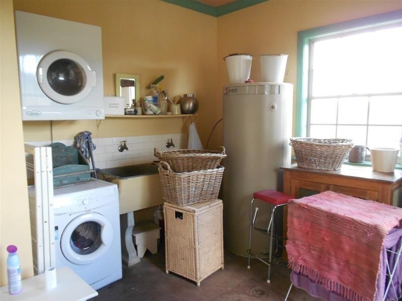 389 Mount McDonald Road, Wyangala NSW 2808