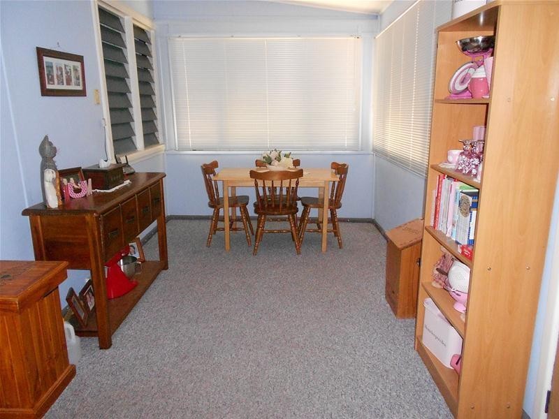 42 East Street, Gooloogong NSW 2805