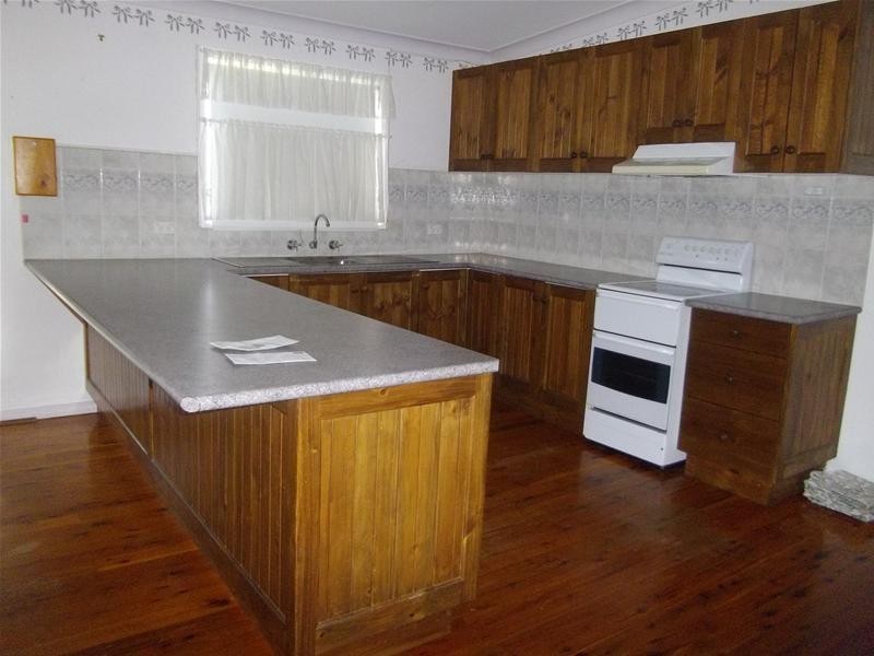 19 Parkes Street, Cowra NSW 2794