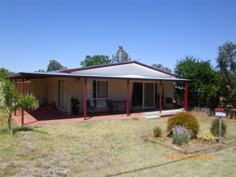 9 Dowell Street, Cowra NSW 2794
