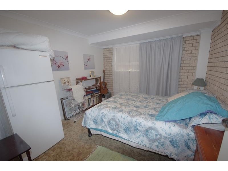 4 Lowan Place, Cowra NSW 2794