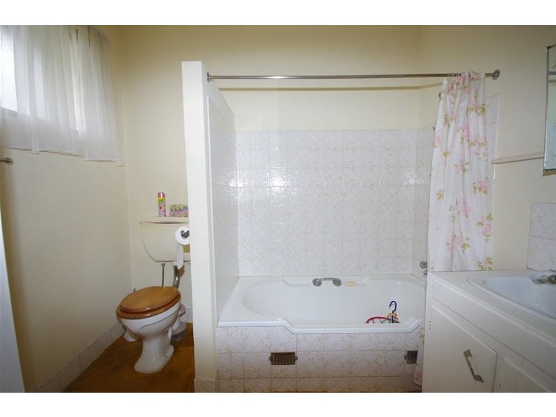 7 Bramall Street, Cowra NSW 2794