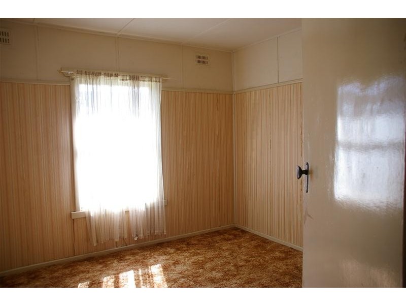 29 Darling Avenue, Cowra NSW 2794