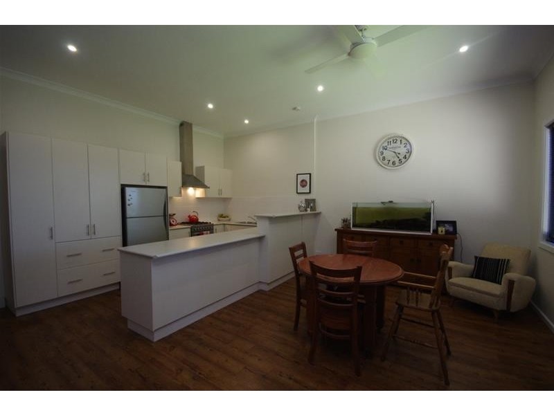 16 Argoon Street, Cowra NSW 2794