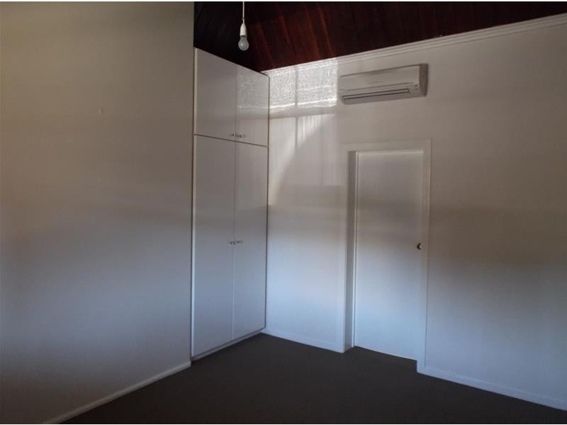 7A  Daly  Street, Cowra NSW 2794