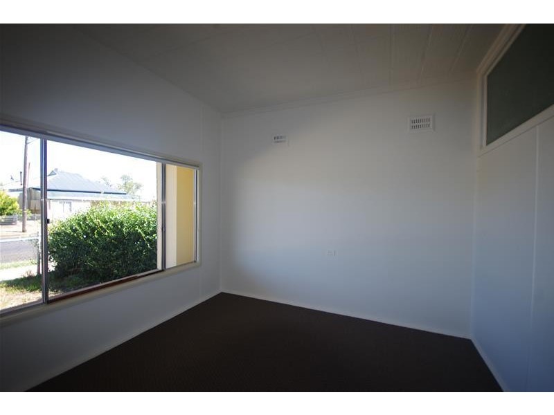 1/39 Darling Avenue, Cowra NSW 2794