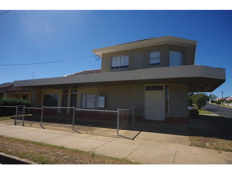 2/39 Darling Avenue, Cowra NSW 2794