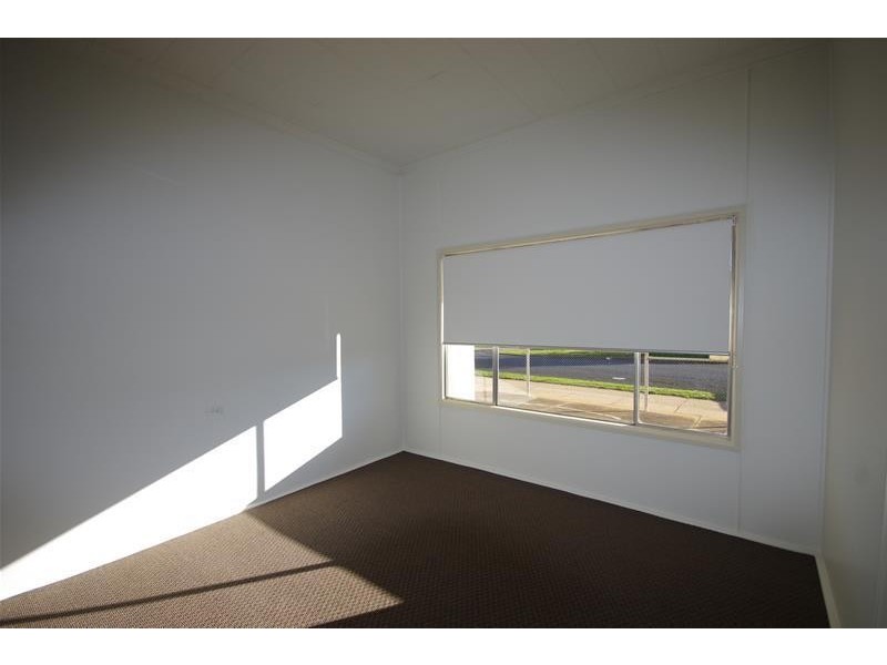 2/39 Darling Avenue, Cowra NSW 2794